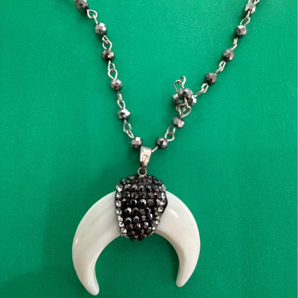Elegant Crescent Pendant Necklace